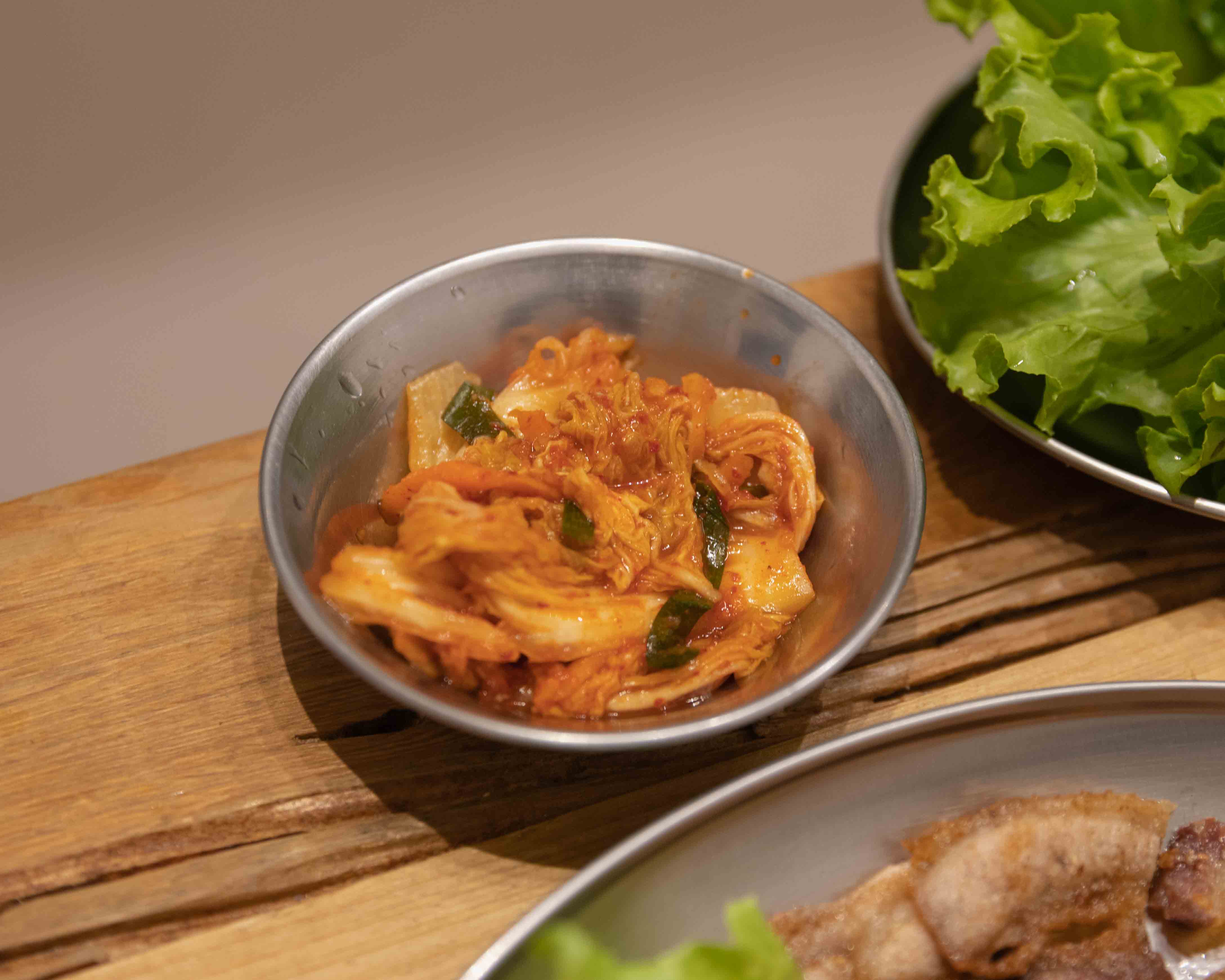 新竹美食「東門市場4.8坪韓式料理」必吃韓式拌飯、魚板串、海鮮煎餅