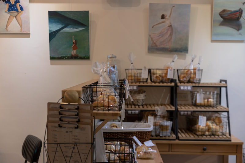 新竹美食-房角石麵包咖啡手作，竹北手作創意造型麵包咖啡廳。