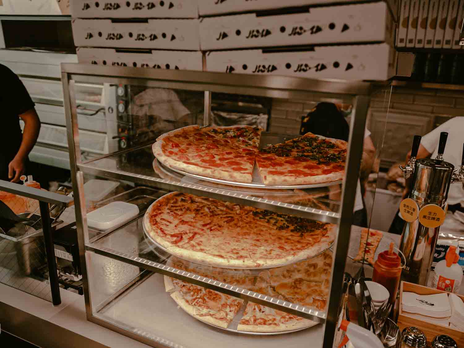 新竹美食-JIMS PIZZA 道地美式紐約風格披薩店。