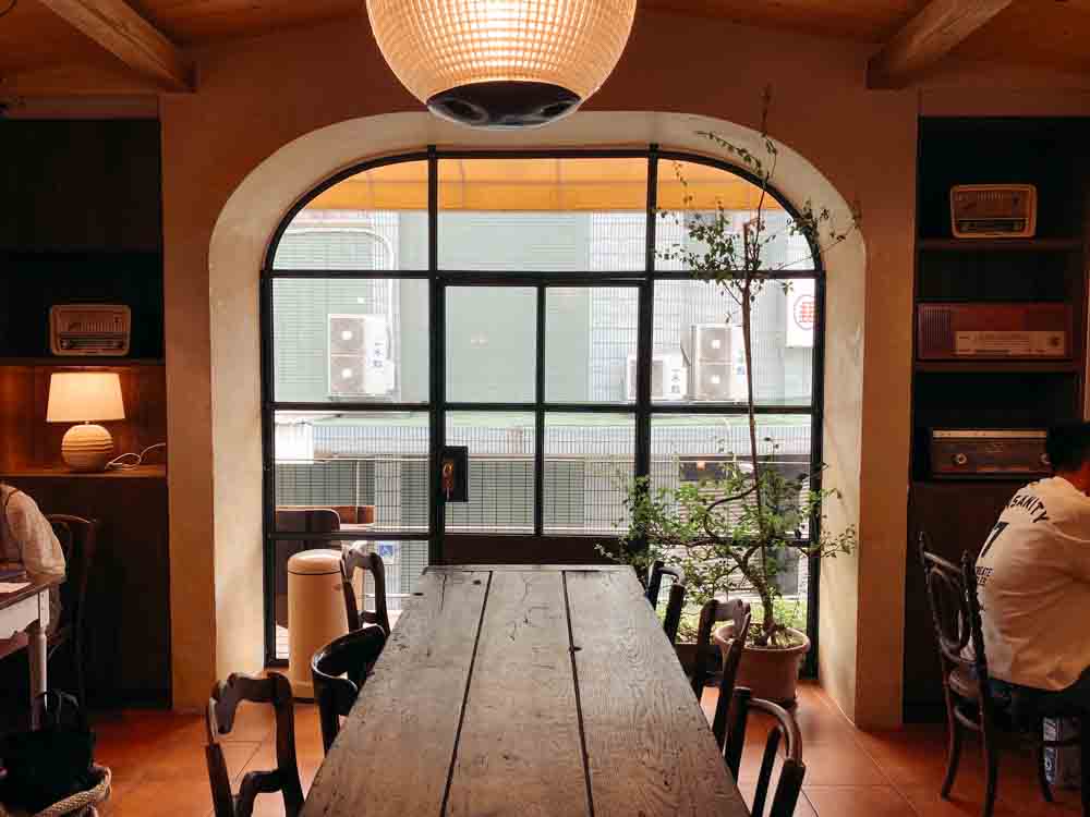 【新竹咖啡廳2023最新版】在地人超推的五間質感咖啡店