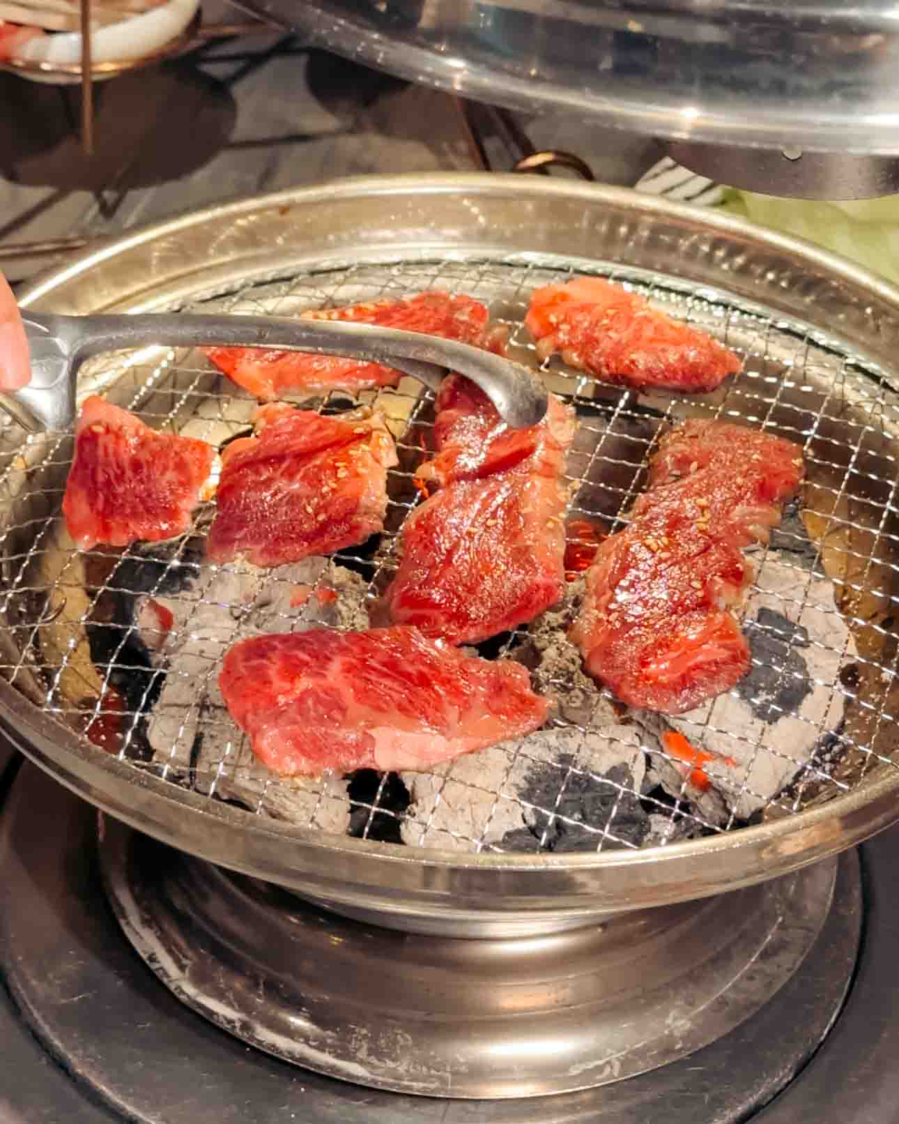 新竹竹北燒肉【響燒肉】摩天輪 冷藏牛肉燒烤專門店 附菜單